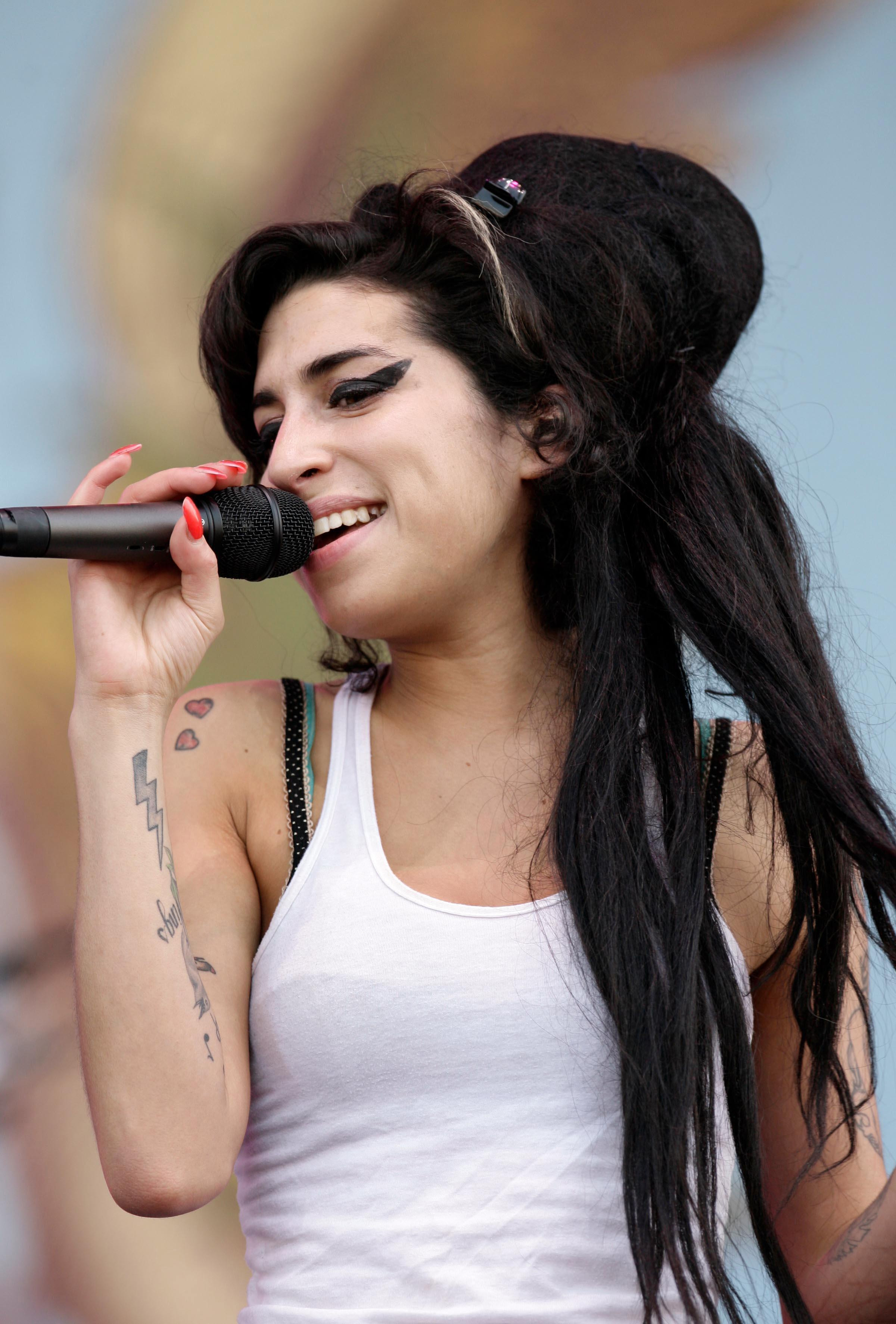Photo:  Amy Winehouse 02